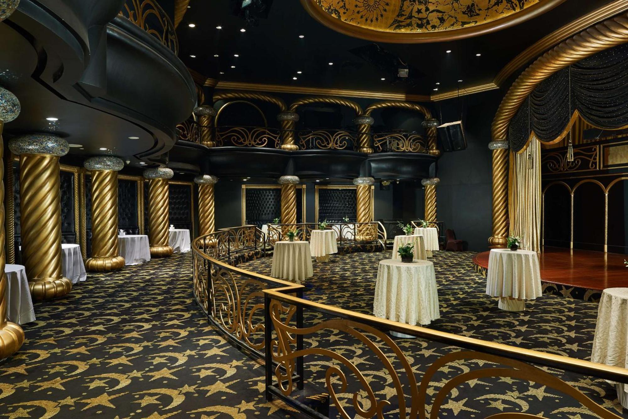 ホテル グランド ナイル タワー カイロ エクステリア 写真 The interior of the theater