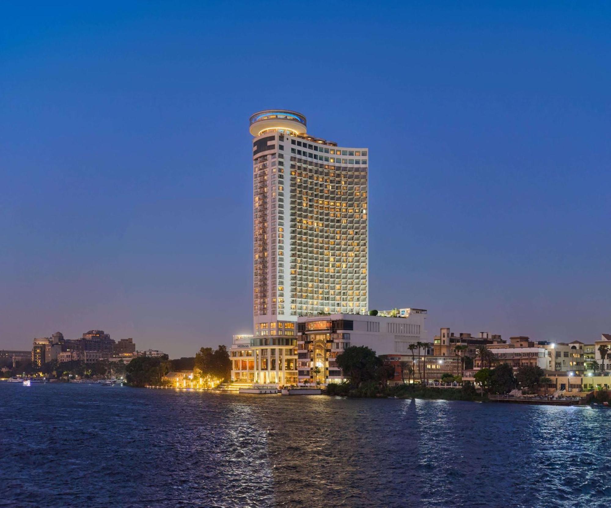 ホテル グランド ナイル タワー カイロ エクステリア 写真 The Nile Ritz-Carlton, Cairo