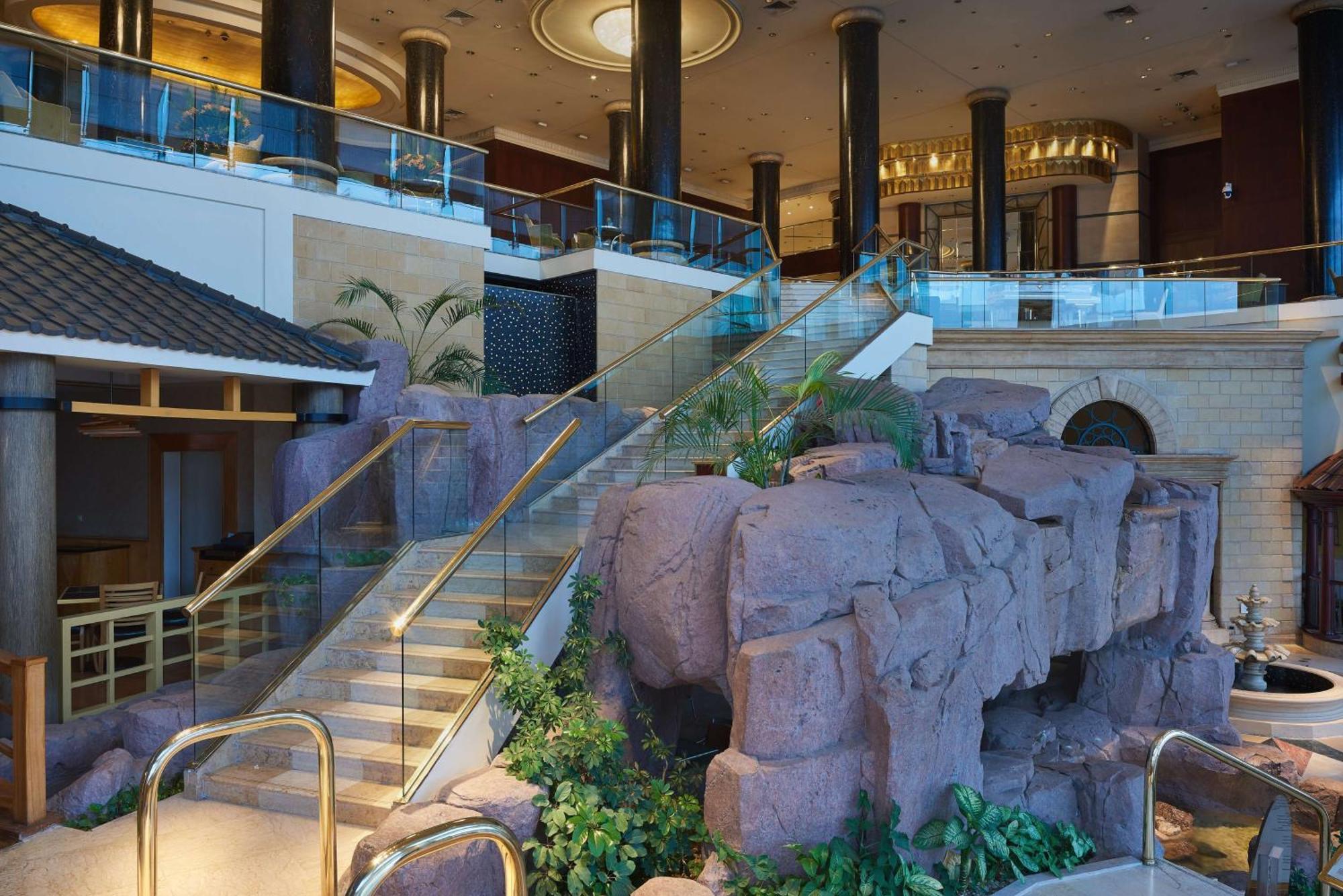 ホテル グランド ナイル タワー カイロ エクステリア 写真 The lobby of the hotel